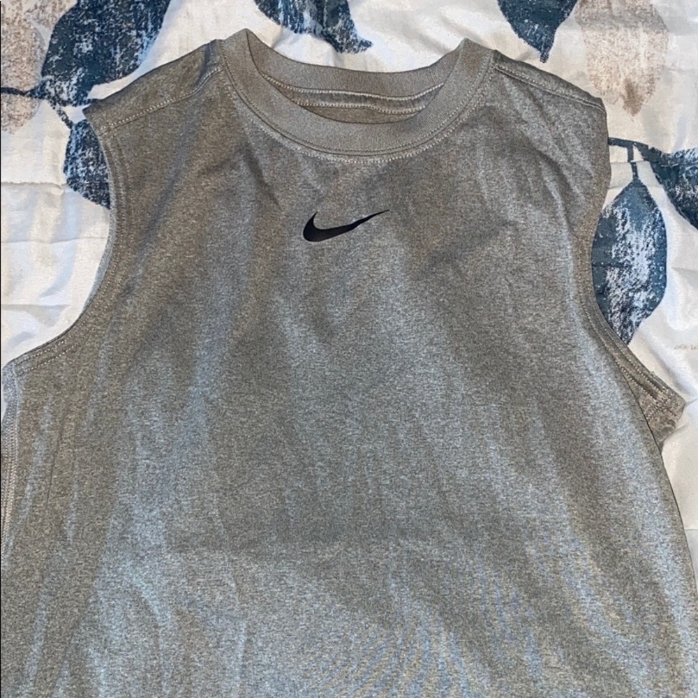 nike tank